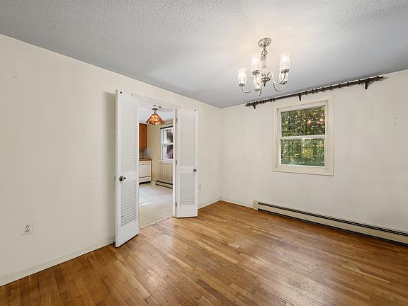 5th image of 14 Denbow Road