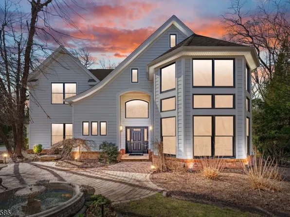 7 Stone Rdg, Woodcliff Lake Boro, NJ 07677