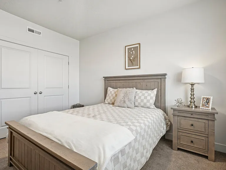 Arrowhead Place — Photo 7