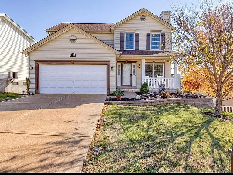 1393 Apple Hollow Dr — Photo 1