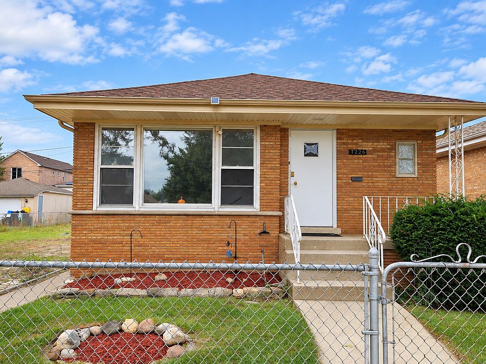 1st image of 7226 W 60th Pl