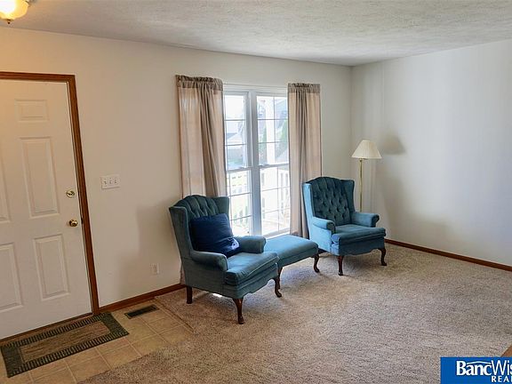 5th image of 3301 Canyon Ct