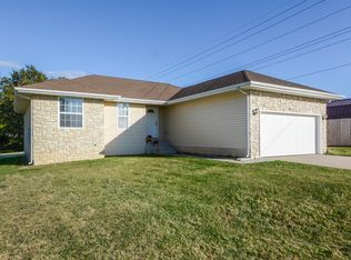 3214 N Marion Ave, Springfield, MO 65803