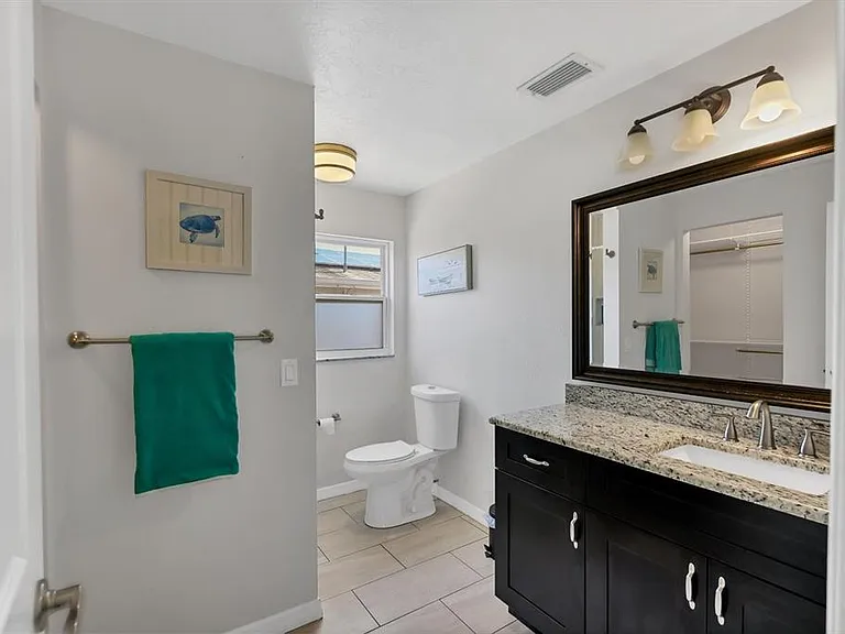 3425 Fairview Dr — Photo 24