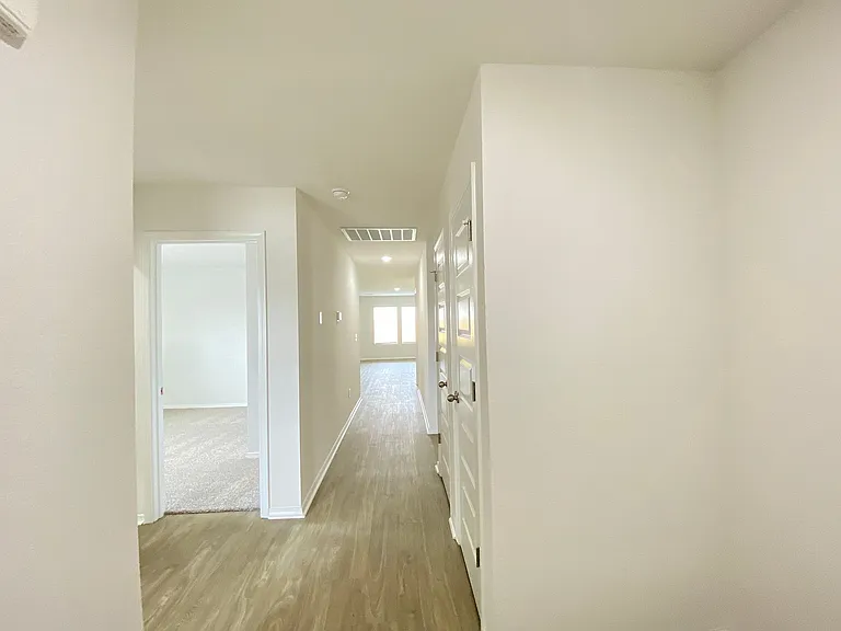 189 Preston Ln — Photo 10