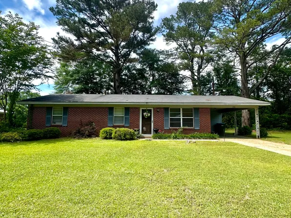 1910 Simpson Dr, Tupelo, MS 38804