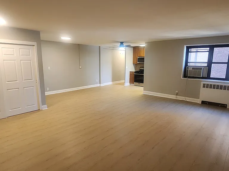 208 Anderson St #S3G — Photo 7