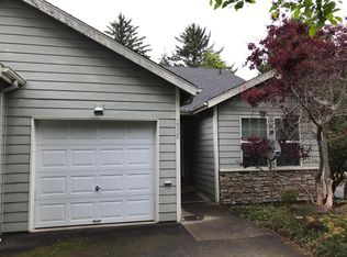 2558 NE 33rd St, Lincoln City, OR 97367