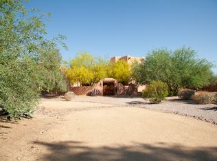 1748 W Desert Hollow Dr, Phoenix, AZ 85085