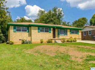 4712 Westwood Dr NW, Huntsville, AL 35810