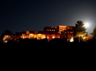 805 Roadrunner Cir, Las Cruces, NM 88011