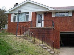 449 Finley Rd, Belle Vernon, PA 15012