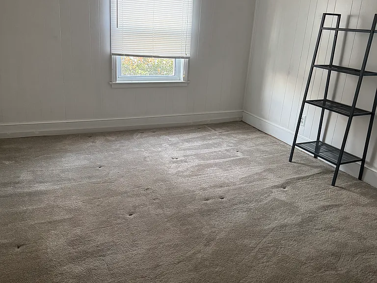 212A Wilson Ave — Photo 4