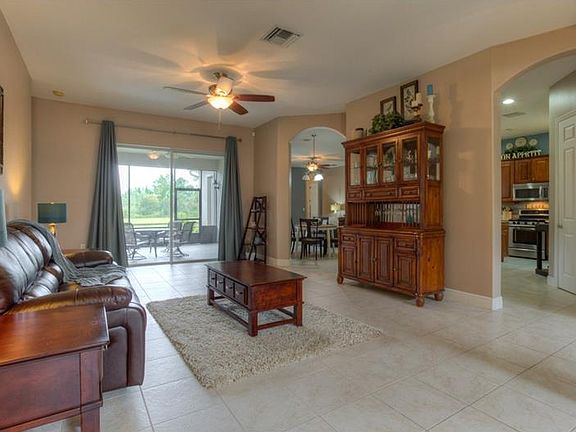 5th image of 8327 Windsor Bluff Dr
