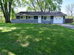 990 Hideaway Ct, Greenwood, IN 46142