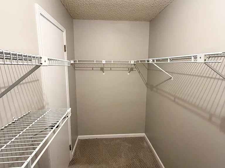 14174 Hampton Falls Dr N — Photo 27