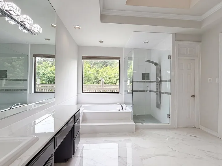 2409 Castle Rock Rd — Photo 18