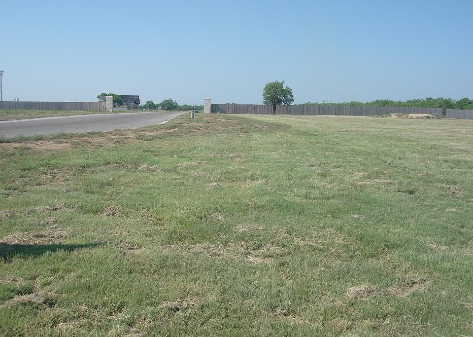1st image of 1701 Old Stone Dr #1