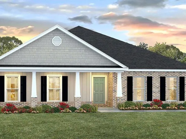 664 Golden Oaks Cir, Dothan, AL 36301