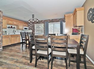 1 Anchor Rd, Barnegat, NJ 08005