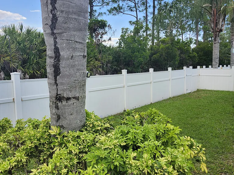 528 Aeolian Dr — Photo 23