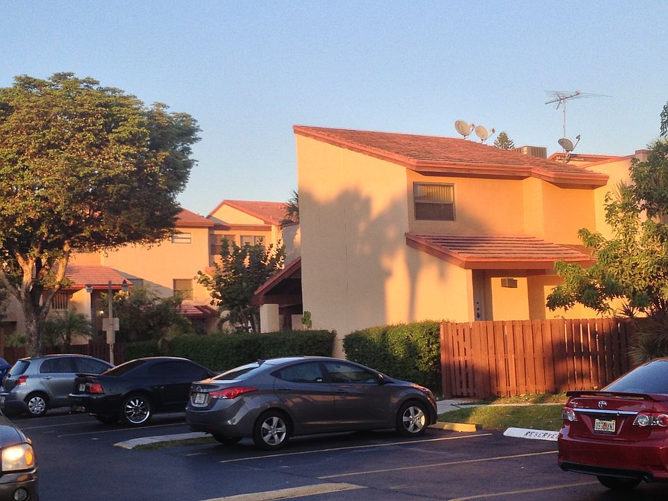 1st image of 361 W Park Dr #1413