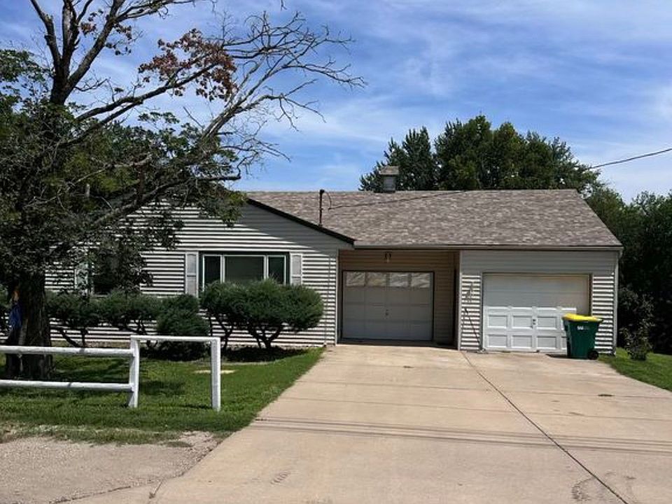 1st image of 4541 N 93rd St