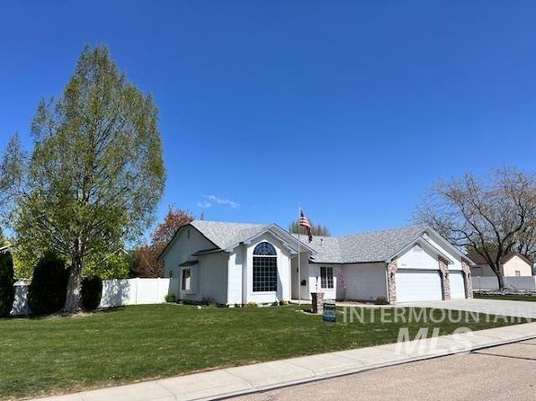 2818 Bannock Ave, Nampa, ID 83686