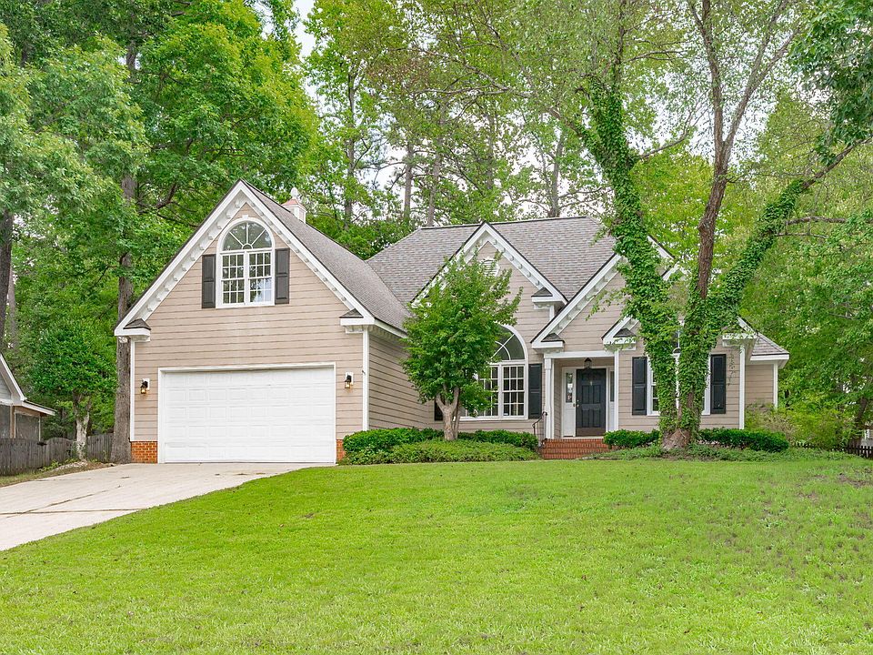 1st image of 208 Hickory Glen Ln
