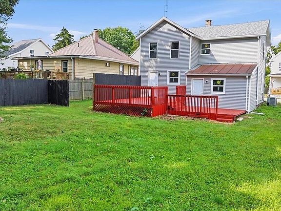 3rd image of 12 Jennings Ct