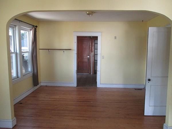 1st image of 14 Norwood Ave