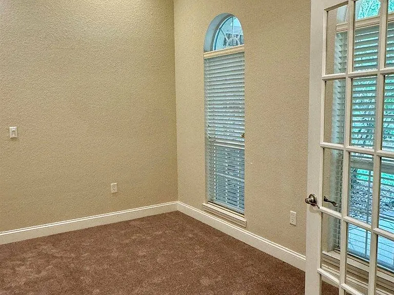 217 Sweetwater Run — Photo 4
