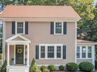 124 Nichols Ave, Fairfield, CT 06825