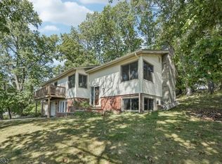 3 Alpine Ter, Sparta, NJ 07871