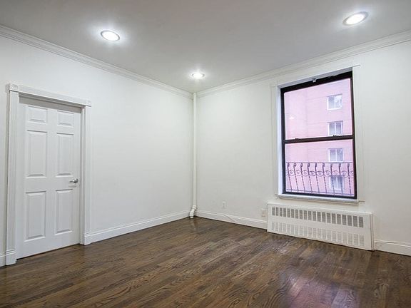 5th image of 102 W 80th St APT 76