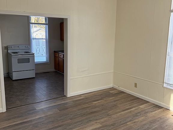 5th image of 524 W Taylor St