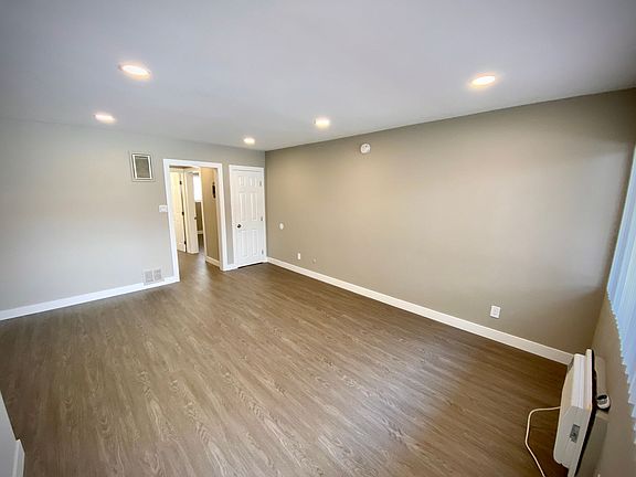 3rd image of 455 W Dryden St APT 5