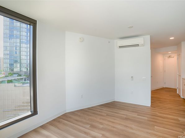 987 Queen St #2317, Honolulu, HI 96814