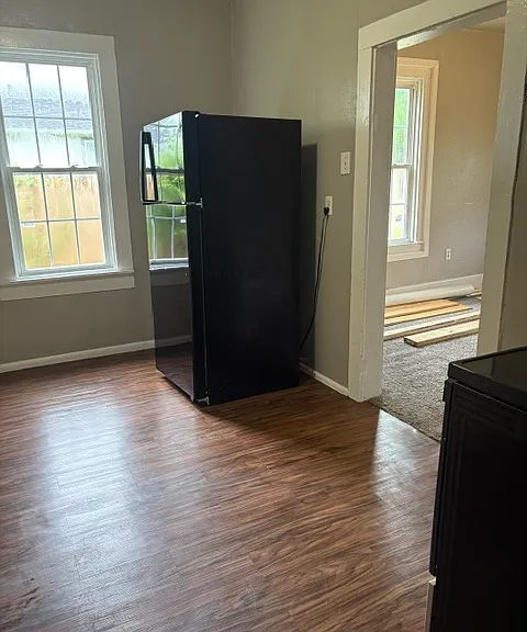 1225 Dorchester Ave — Photo 2
