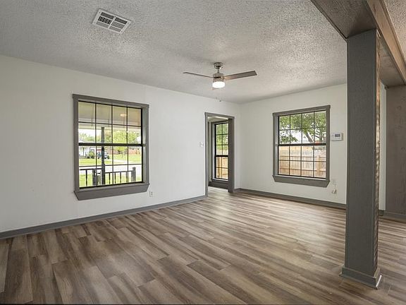 5th image of 432 19th Ave N