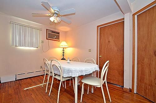 3rd image of 144 27th Ave