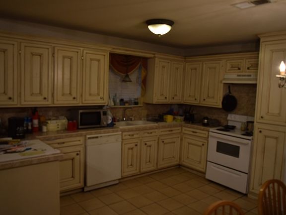 3rd image of 1407 An County Road 125