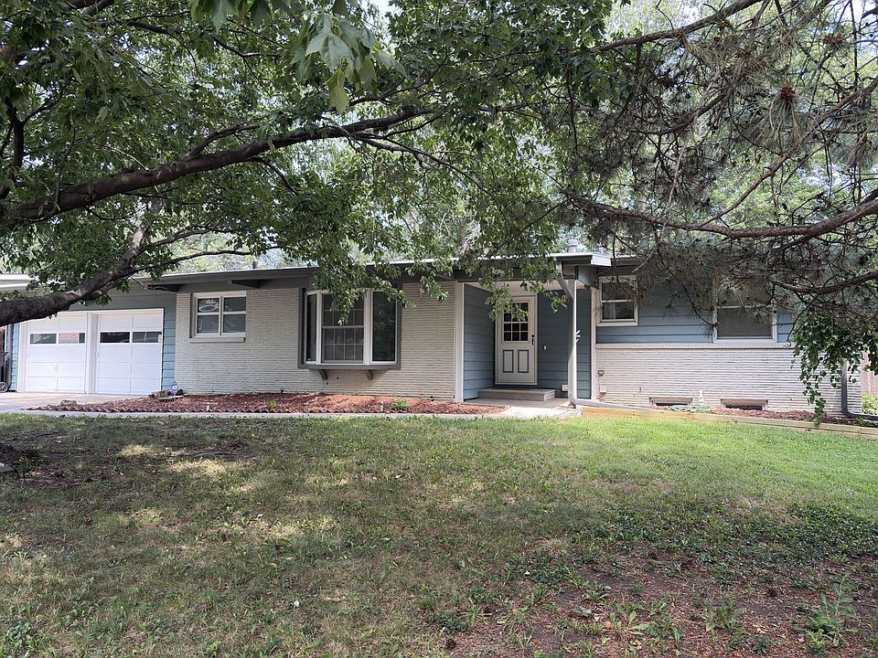 1st image of 1300 Eastridge Dr