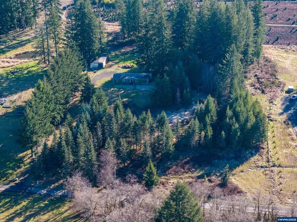 19894 De Santis Ln SE, Silverton, OR 97381