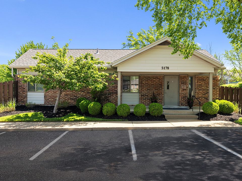 Exterior of Deerfield Apartments