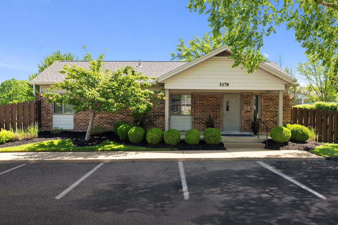 Exterior of Deerfield Apartments