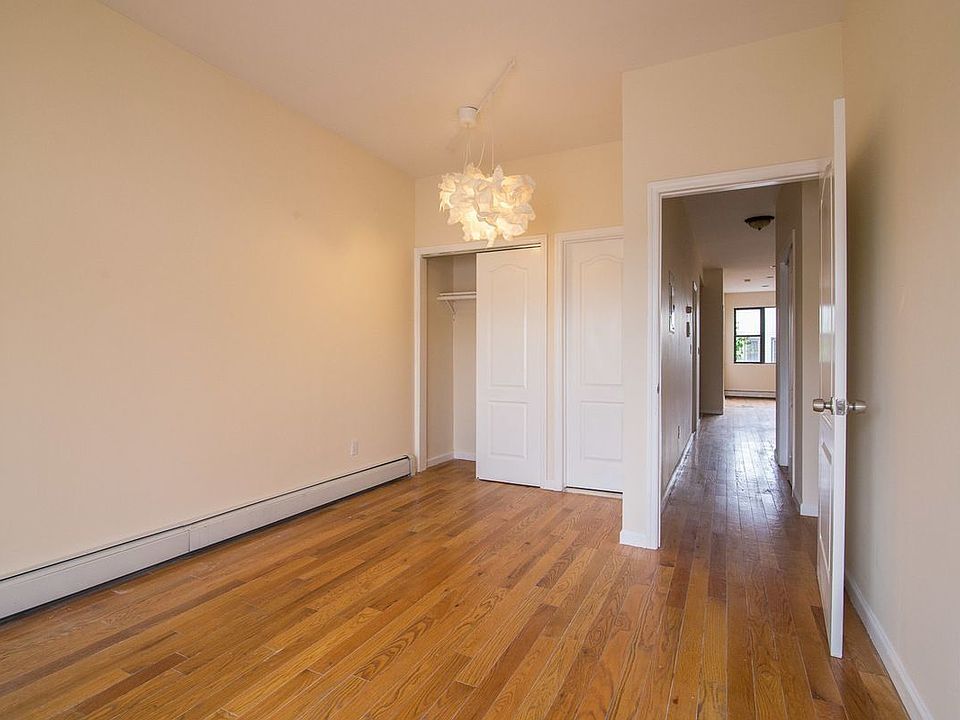 1st image of 72 Buffalo Ave #3R