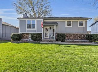 15801 W 152nd Ter, Olathe, KS 66062