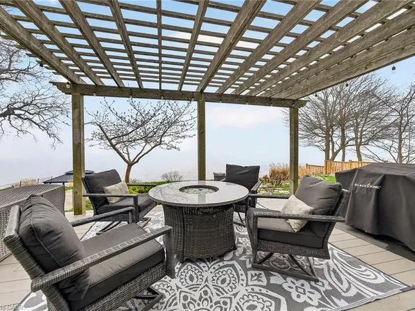 108 Lakeside Dr, Haldimand County, ON N0A 1L0