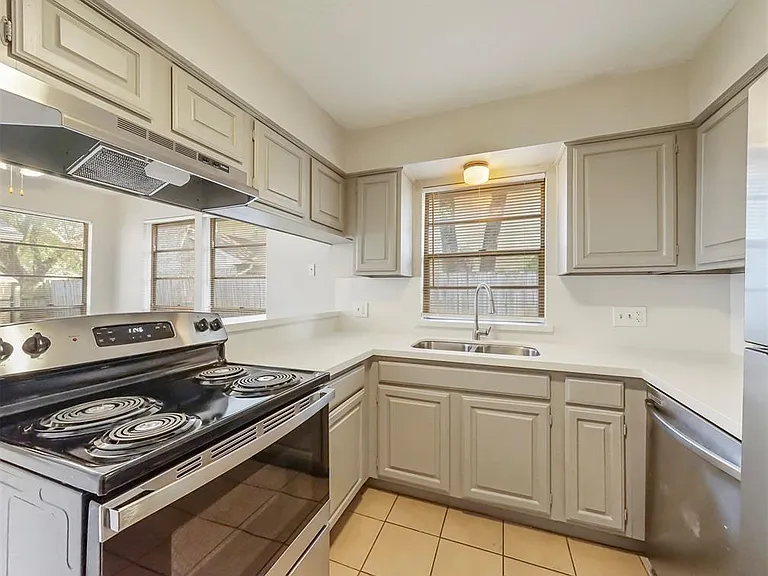 10827 Sugar Hill Dr #A — Photo 10